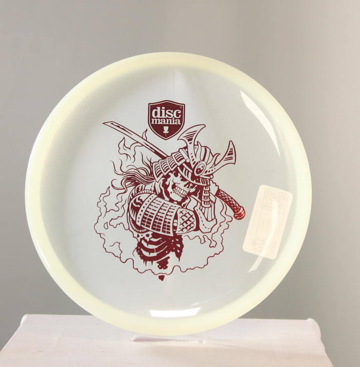 Discmania Active Premium Glow Shogun Putter