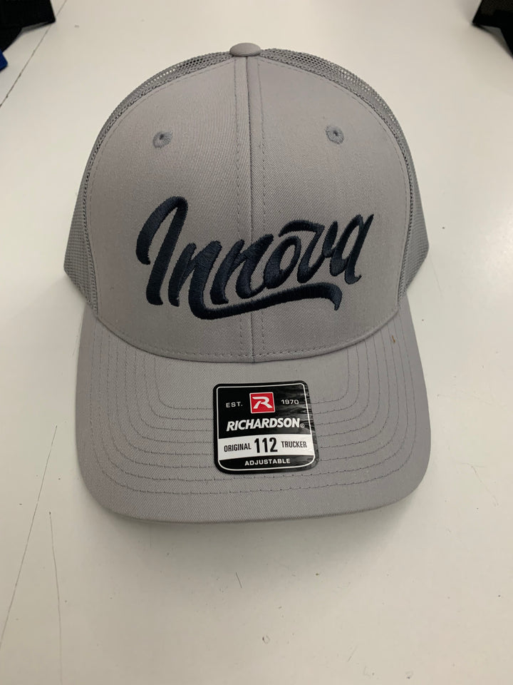Innova Flow Mid-Pro Snapback Trucker Hat