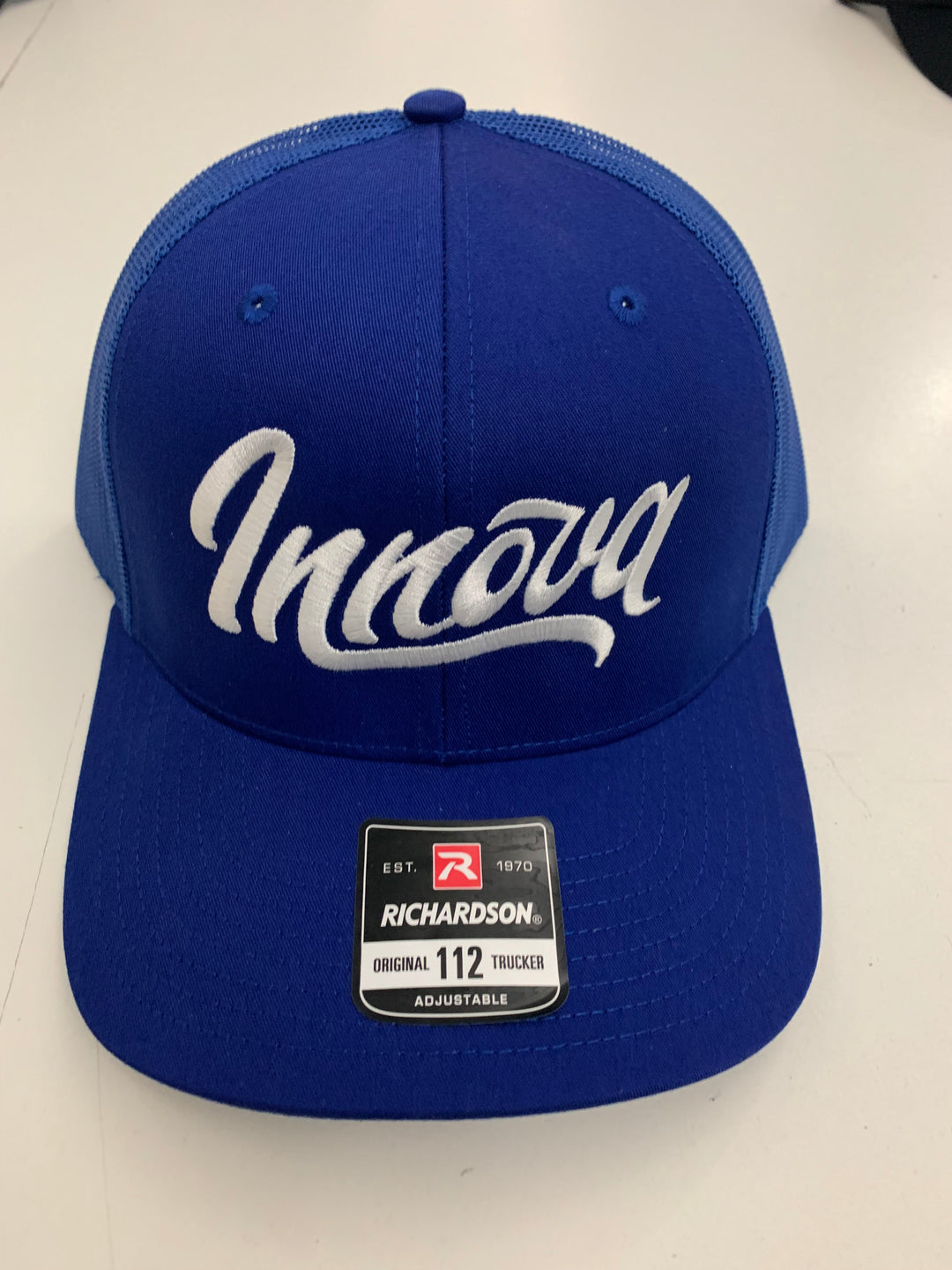 Innova Flow Mid-Pro Snapback Trucker Hat