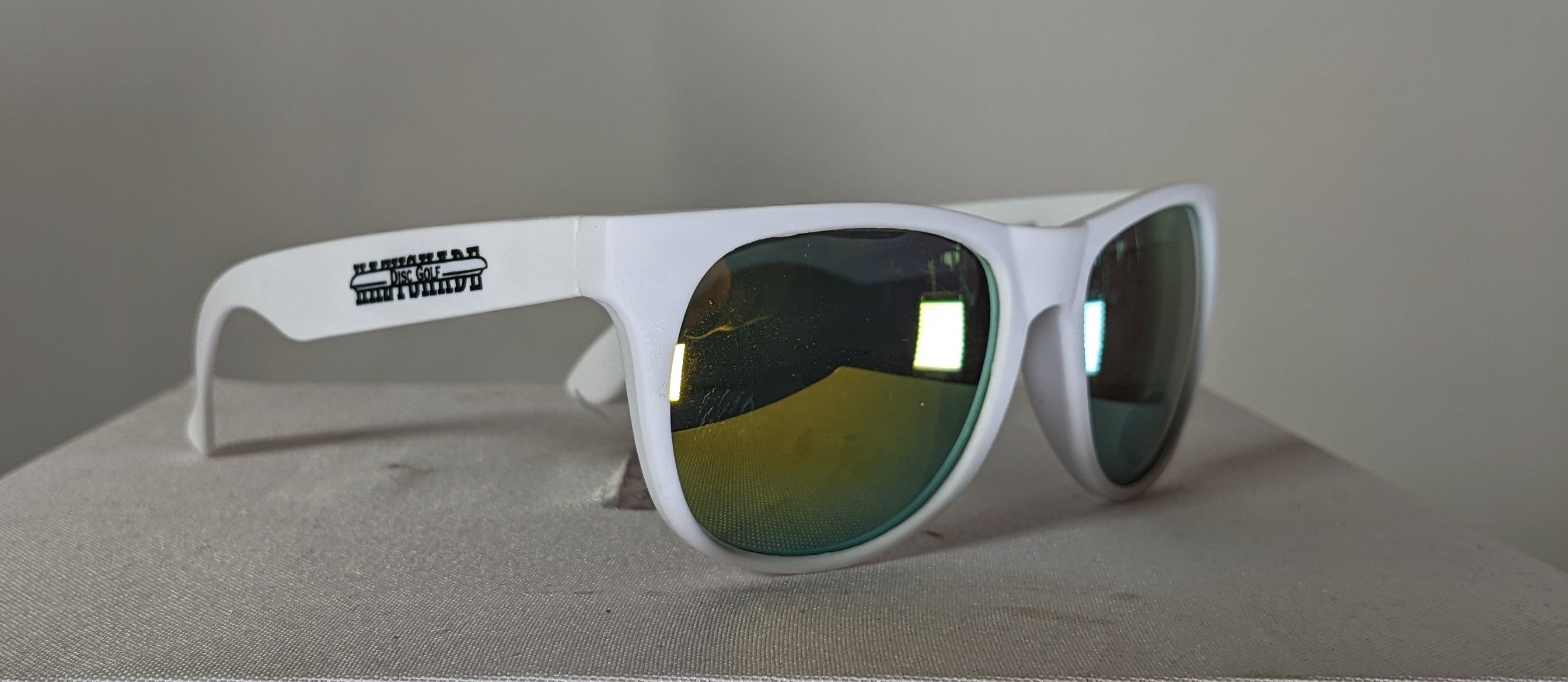 Hazy Shades Fresh Light Sunglasses